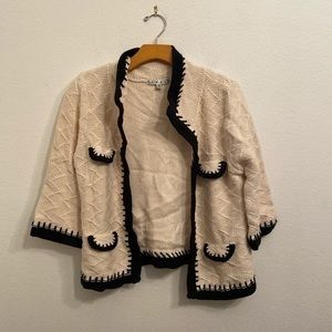 CABI Cream Sweater Size Medium